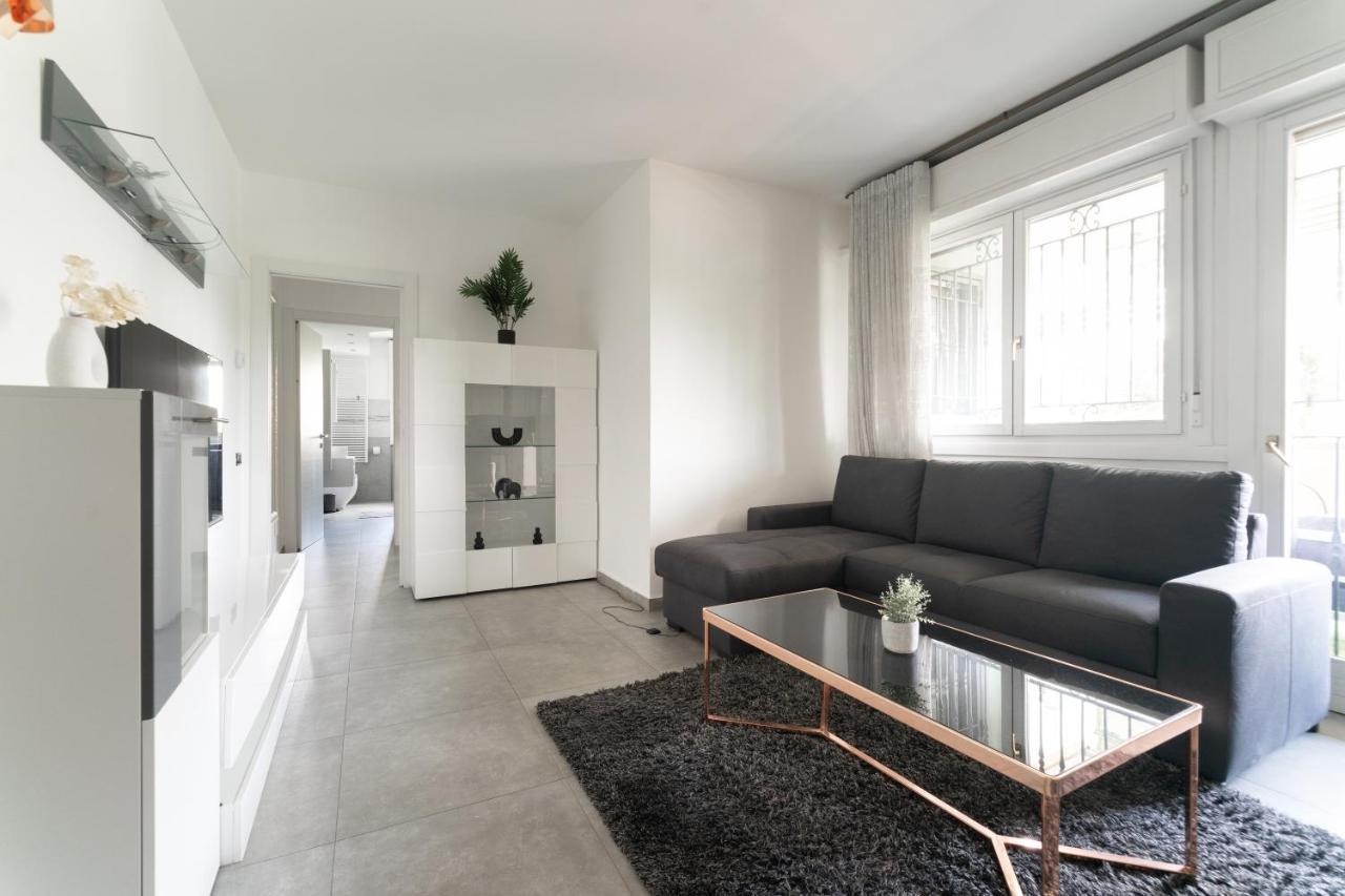 Oasis Luxury - A.C/Terrace/2Bedrooms بيرغامو المظهر الخارجي الصورة